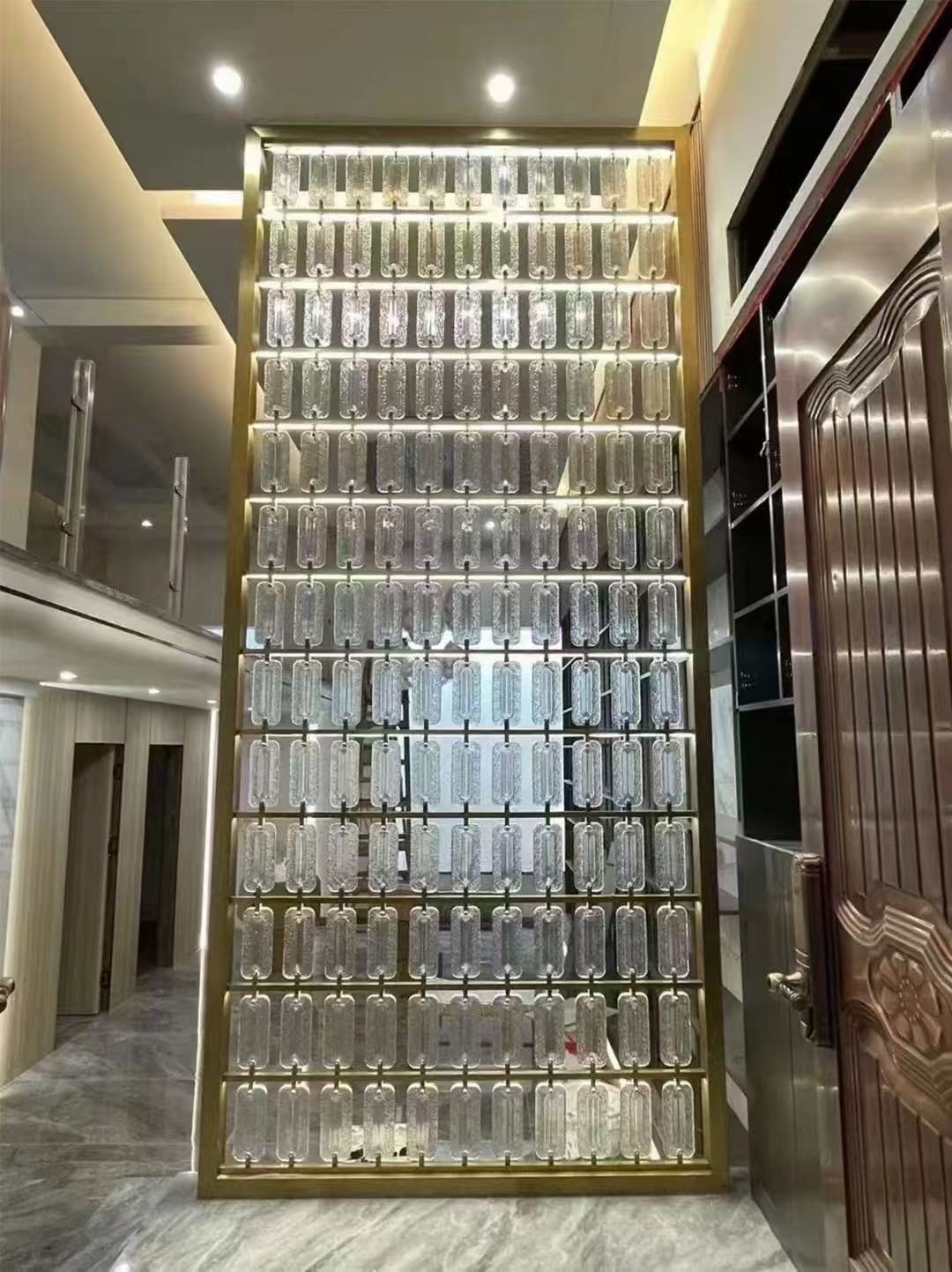 Blue Mirror Ceiling Detail